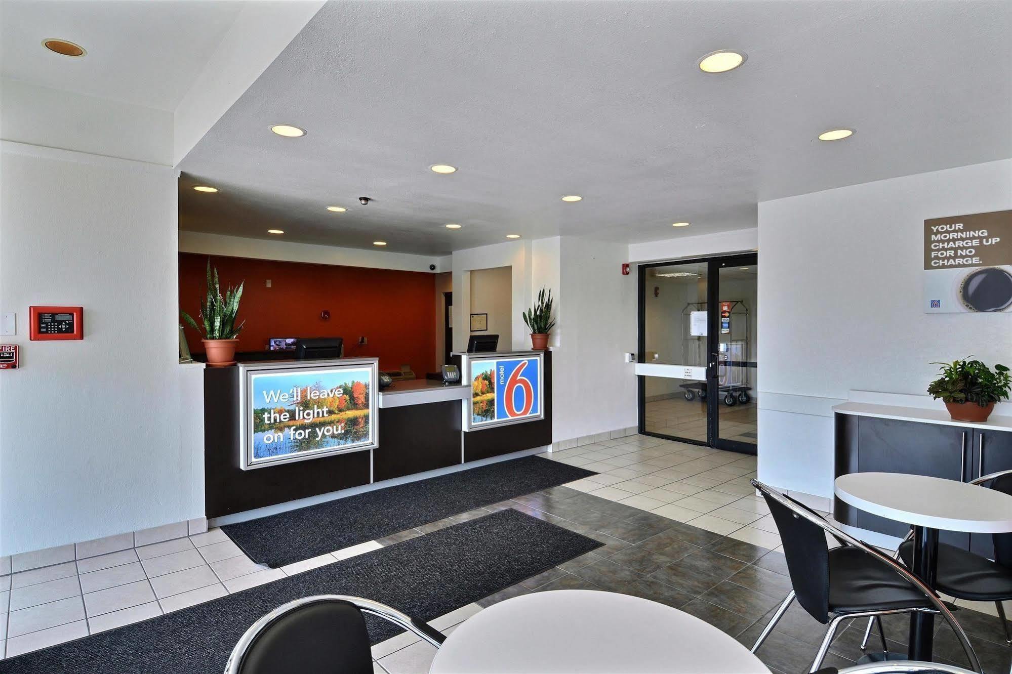 Motel 6-Danvers, Ma - Boston North Εξωτερικό φωτογραφία